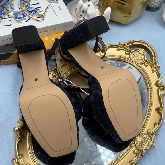 🆕 TED BAKER 🧿 NWOT MADDY Blue Floral Embroidered Bow Platform Sandals, Sz 6 - Picture 14 of 15